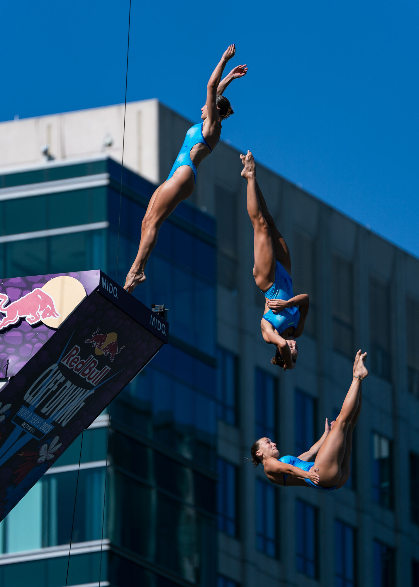 Women's final round dive